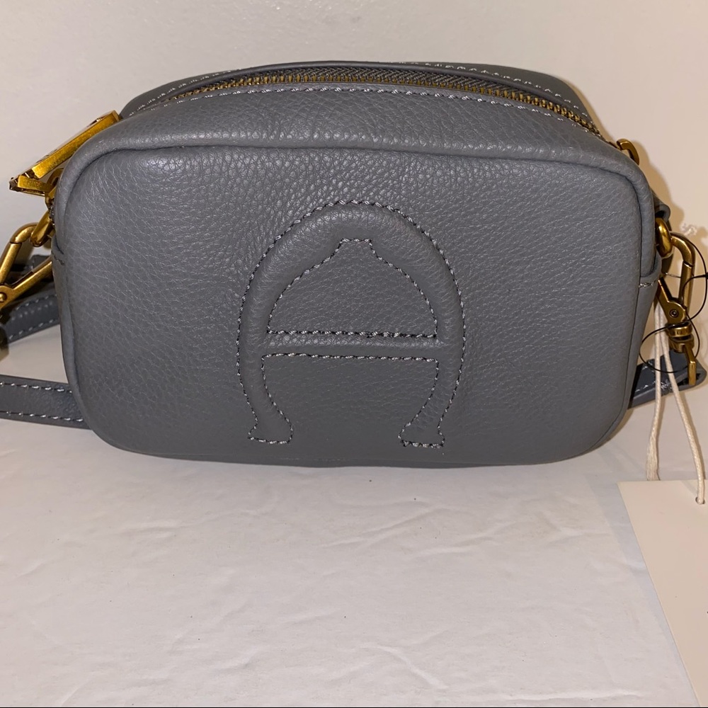 Etienne Aigner - Adeline Mini Ca Double Zip Crossbody Camera bag βslateβ gray π - Picture 10 of 15